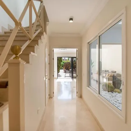 19 Duquesa Del Duque 3 Bedrooms Villa