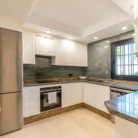 Villa 19 Duquesa Del Duque 3 Bedrooms Costa Adeje (Tenerife)