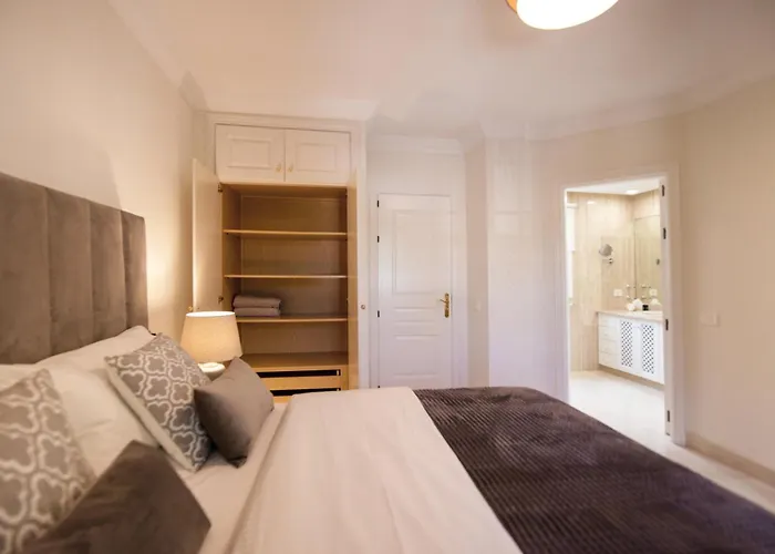 Villa 19 Duquesa Del Duque 3 Bedrooms *