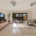 Villa 19 Duquesa Del Duque 3 Bedrooms *